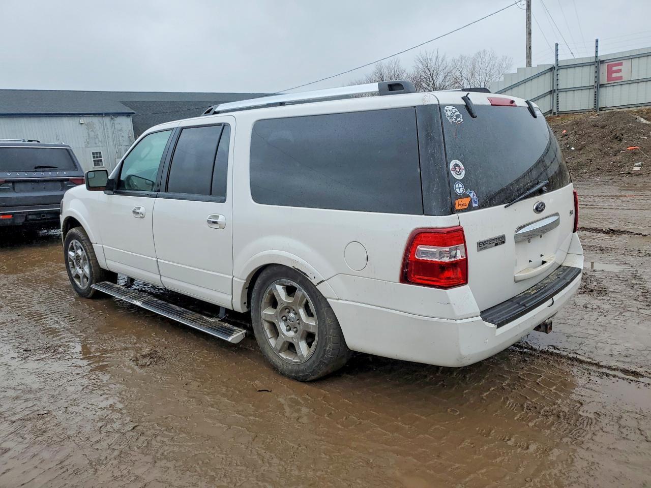 2013 FORD Expedition