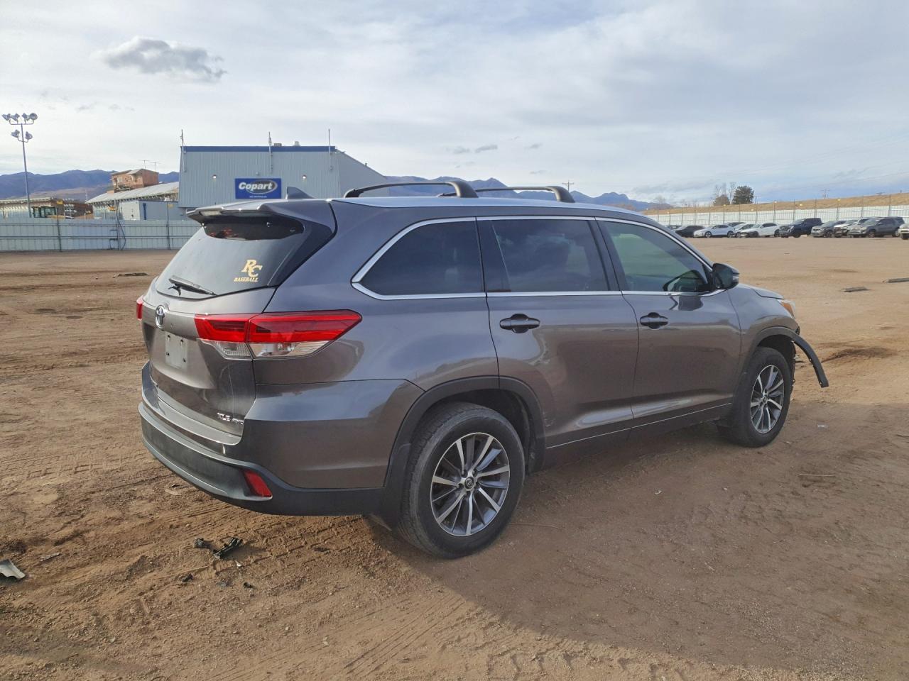 2018 TOYOTA HIGHLANDER