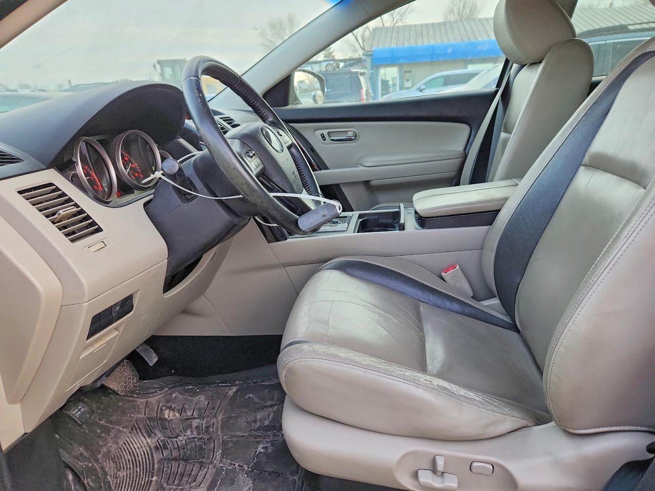 2010 MAZDA CX-9