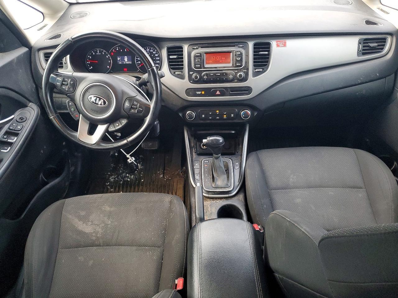 2014 KIA RONDO
