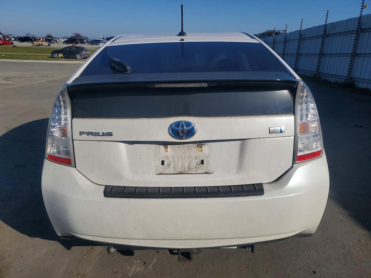 2011 TOYOTA PRIUS