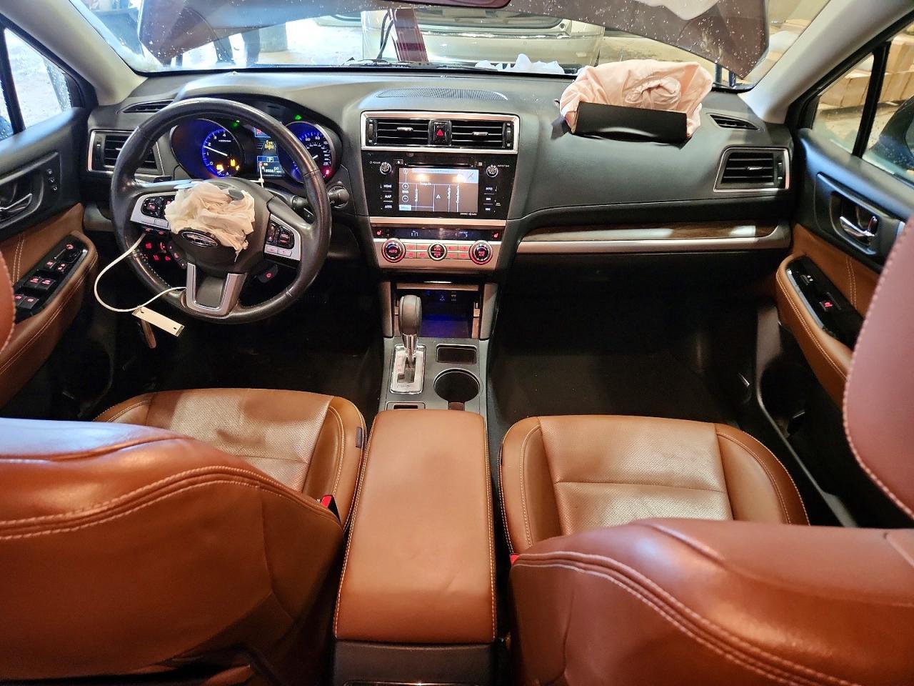 2017 SUBARU Outback