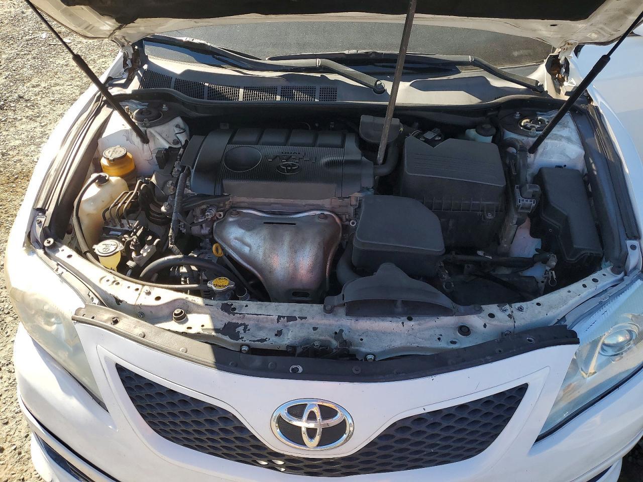 2010 TOYOTA CAMRY