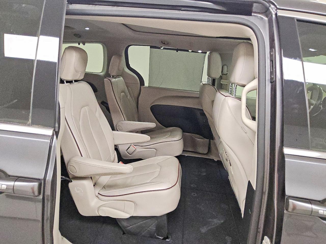 2020 CHRYSLER Pacifica