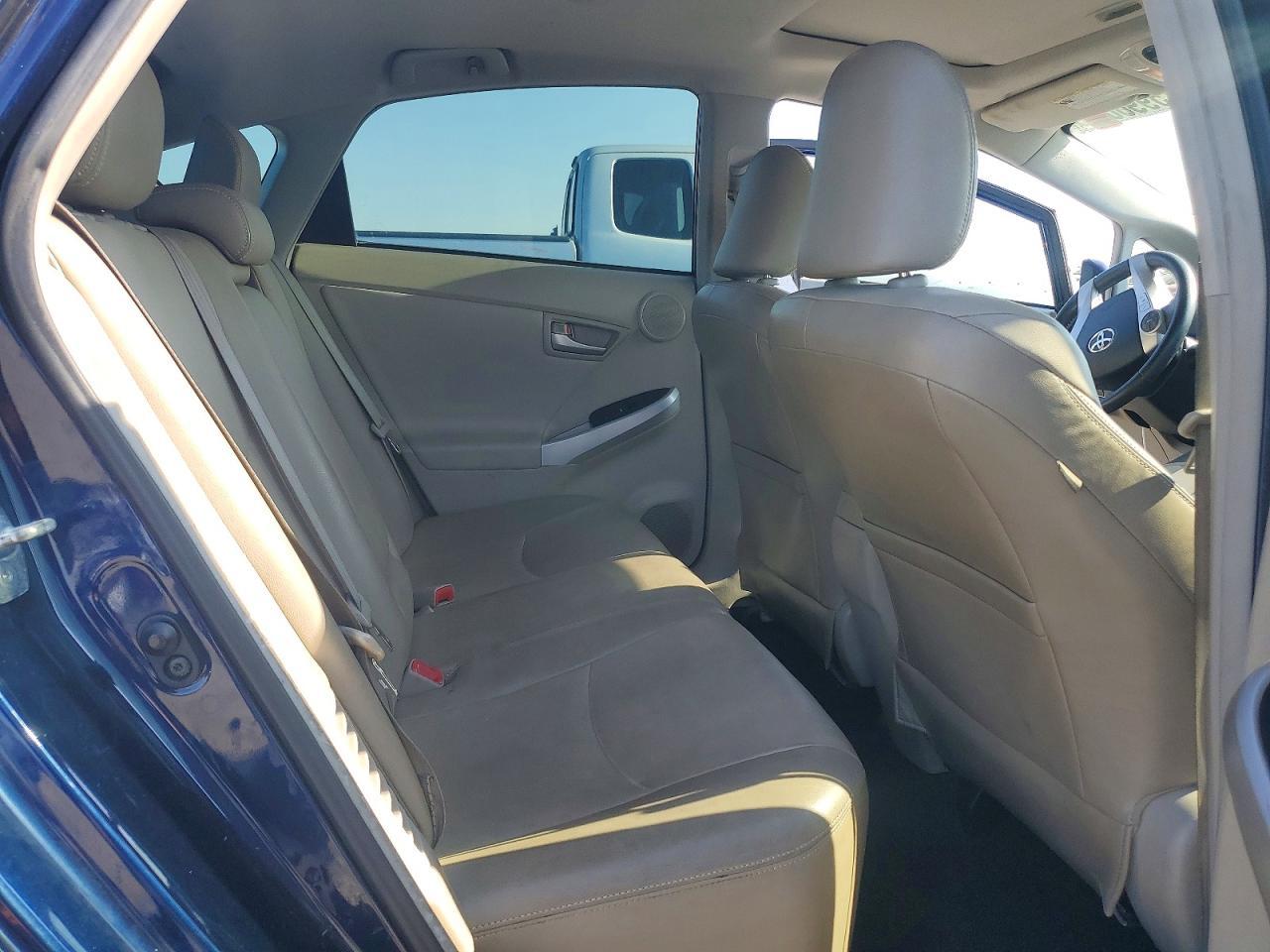 2014 TOYOTA PRIUS