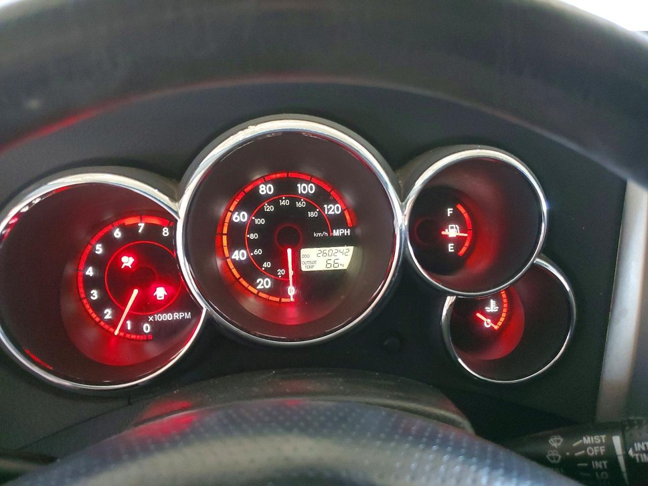 2004 PONTIAC VIBE