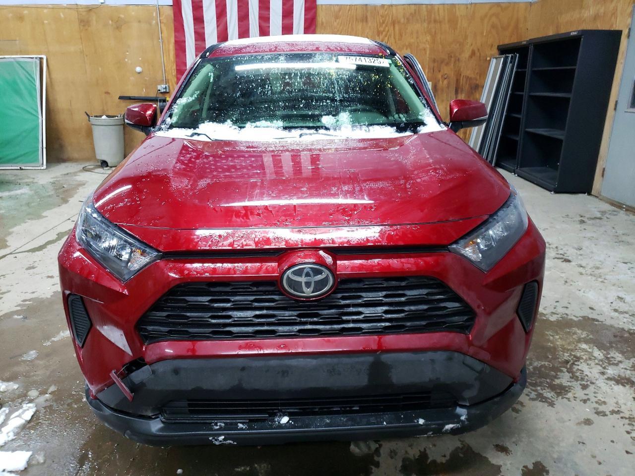 2019 TOYOTA RAV4