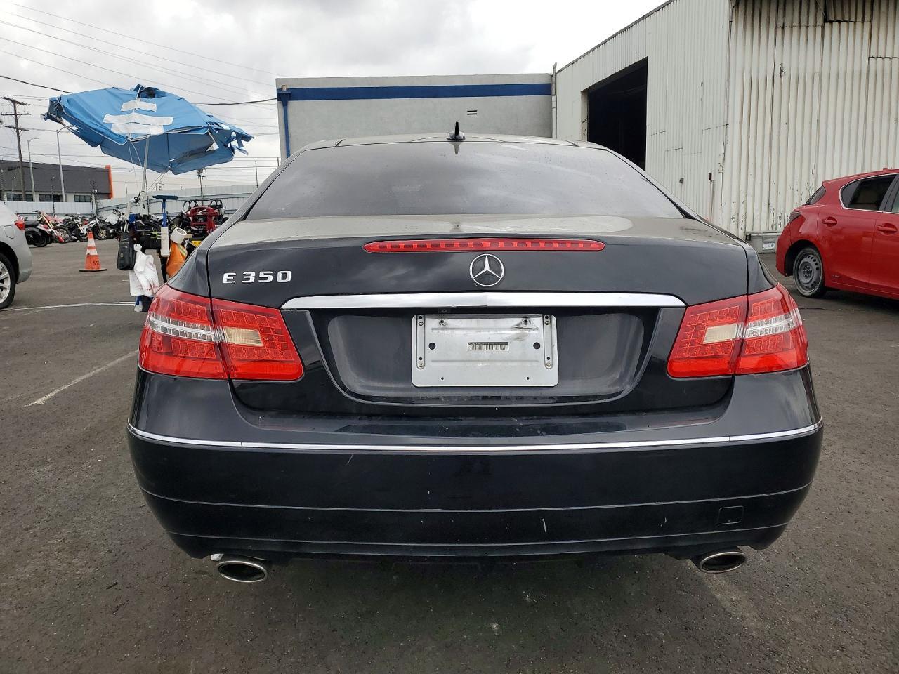 2013 MERCEDES-BENZ E-Class