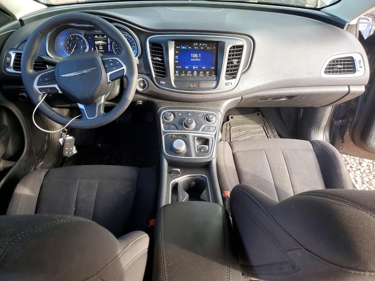 2015 CHRYSLER 200