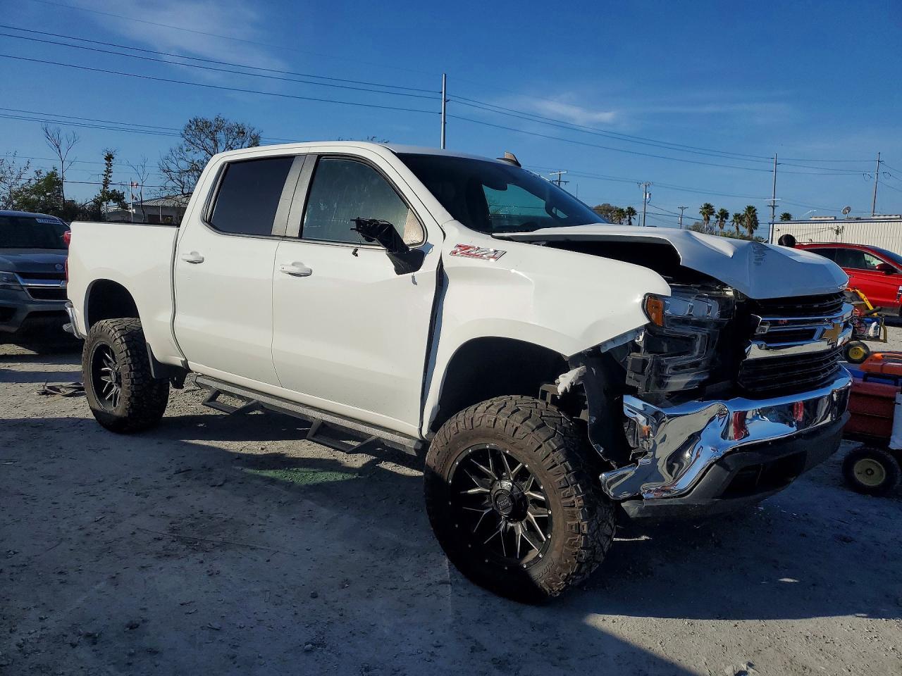 2022 CHEVROLET Silverado