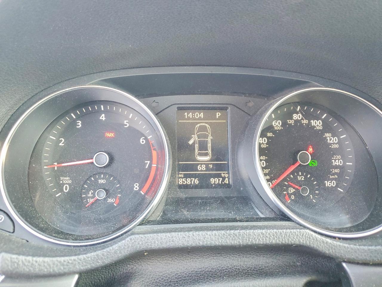 2017 VOLKSWAGEN Passat