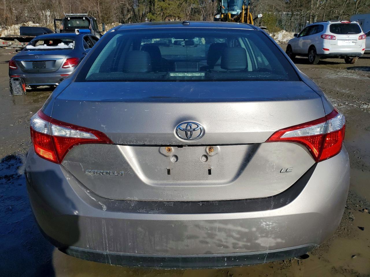 2015 TOYOTA COROLLA