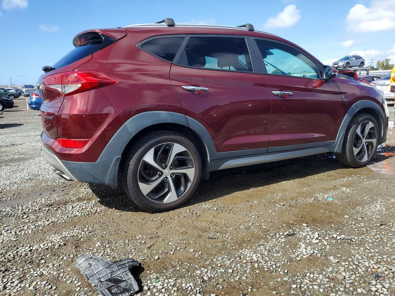 2017 HYUNDAI TUCSON