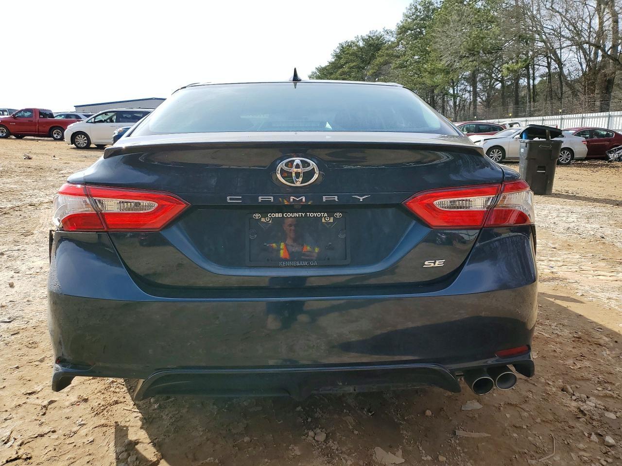 2019 TOYOTA CAMRY