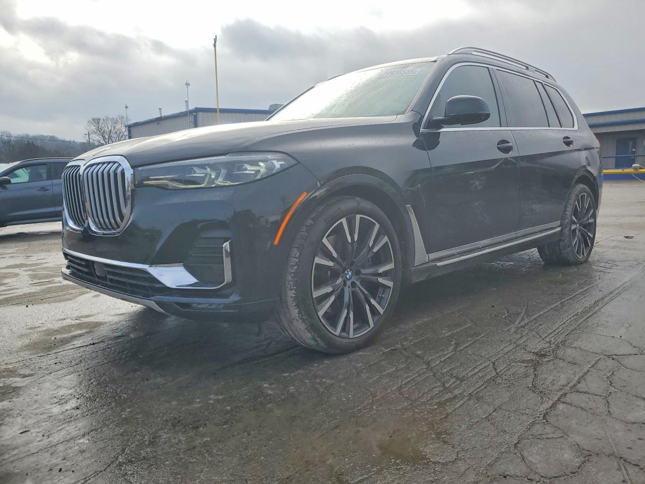 2019 BMW X7