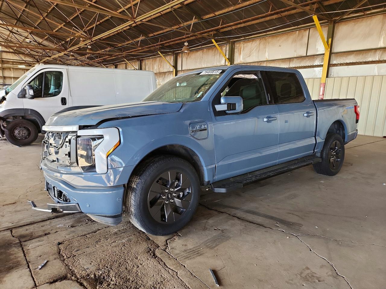 2023 FORD F-150 Lightning