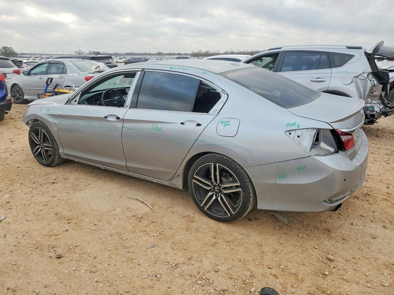 2017 HONDA ACCORD