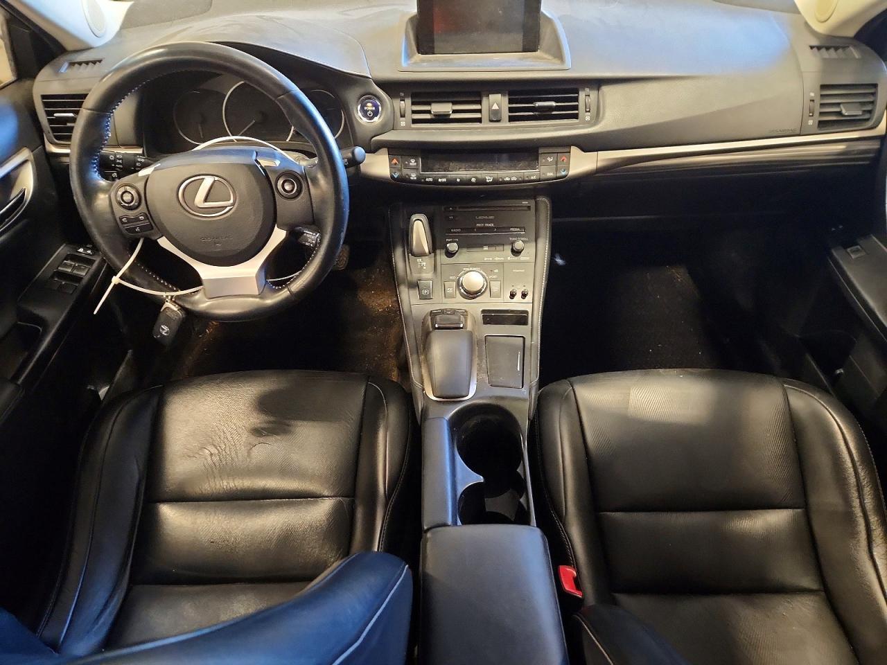 2015 LEXUS CT 200