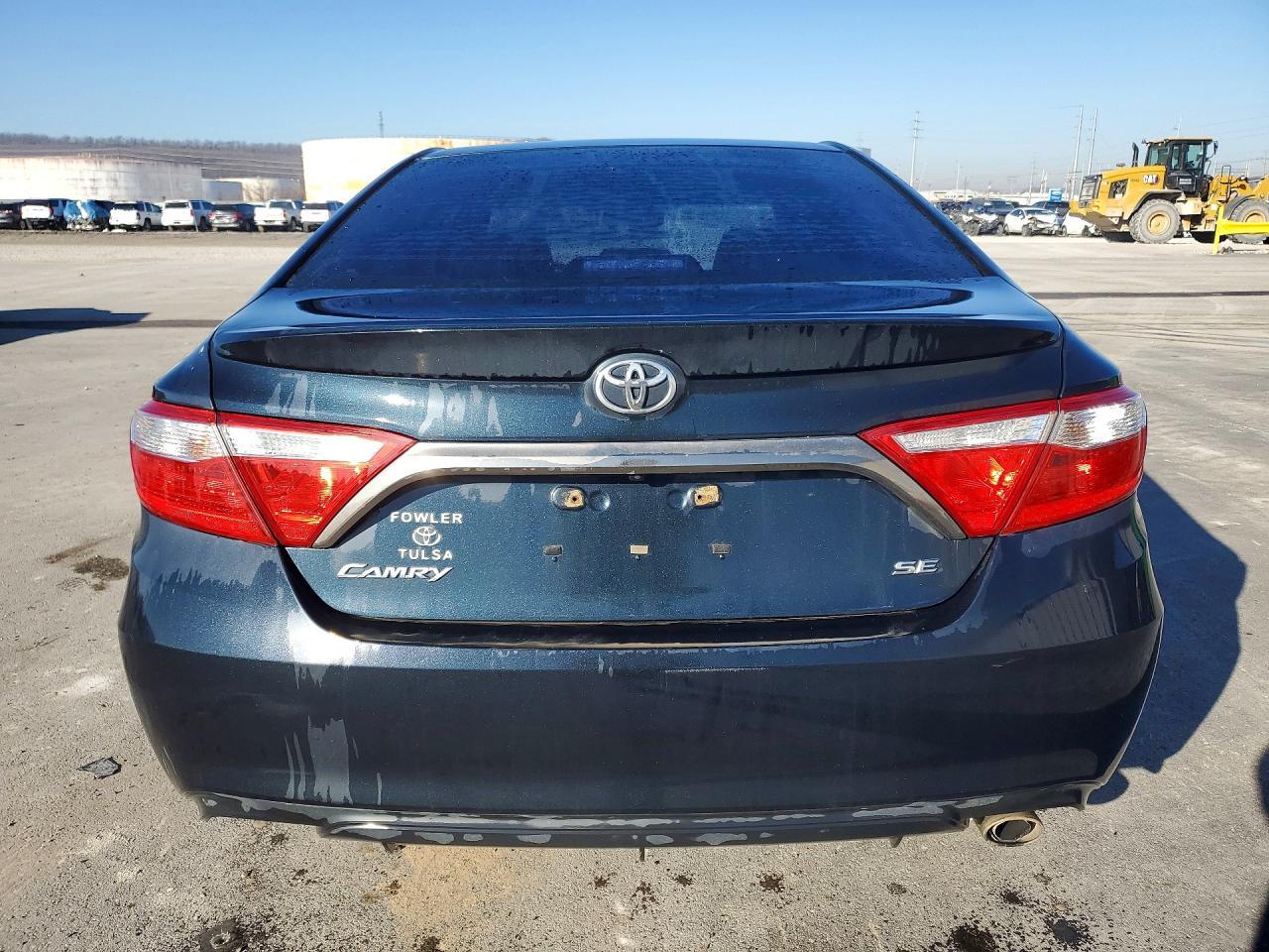 2015 TOYOTA CAMRY