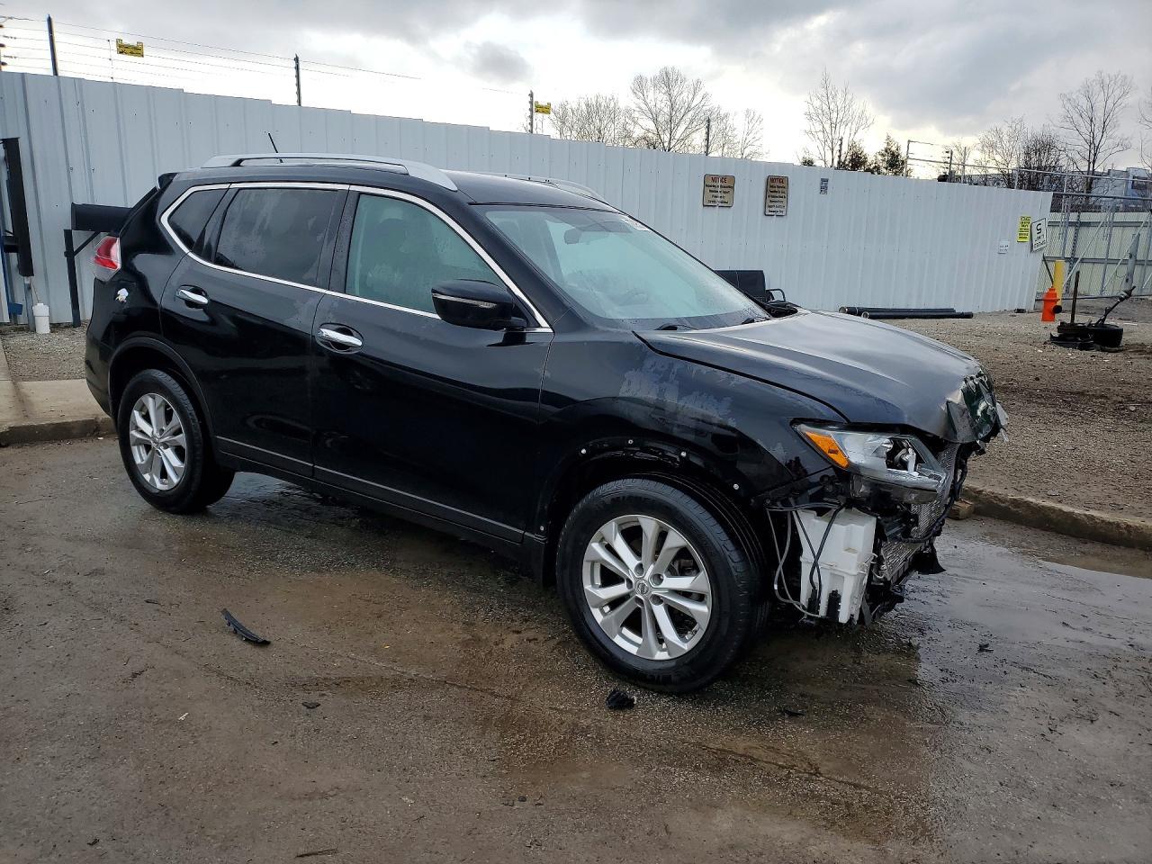 2015 NISSAN ROGUE