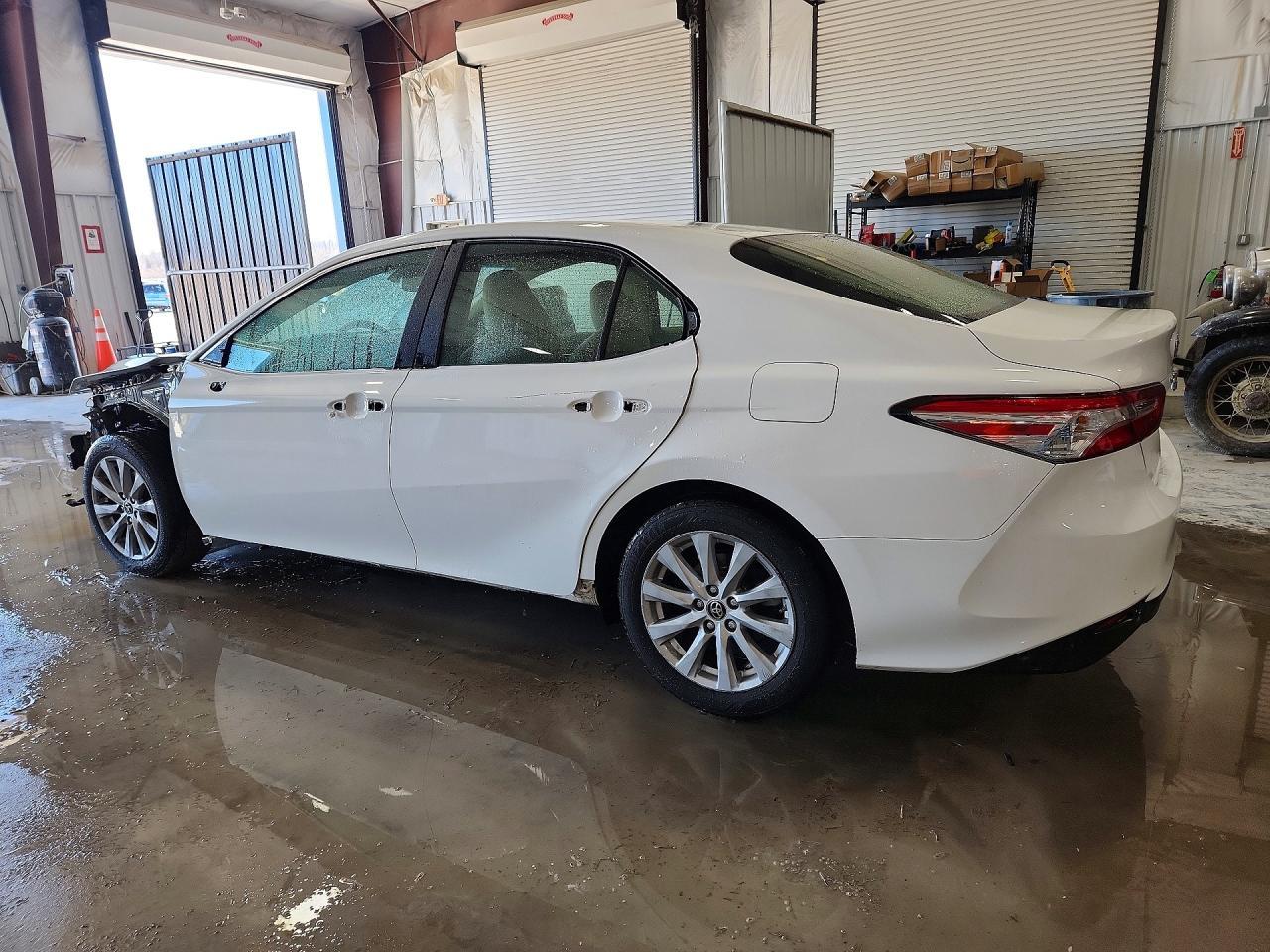2018 TOYOTA CAMRY