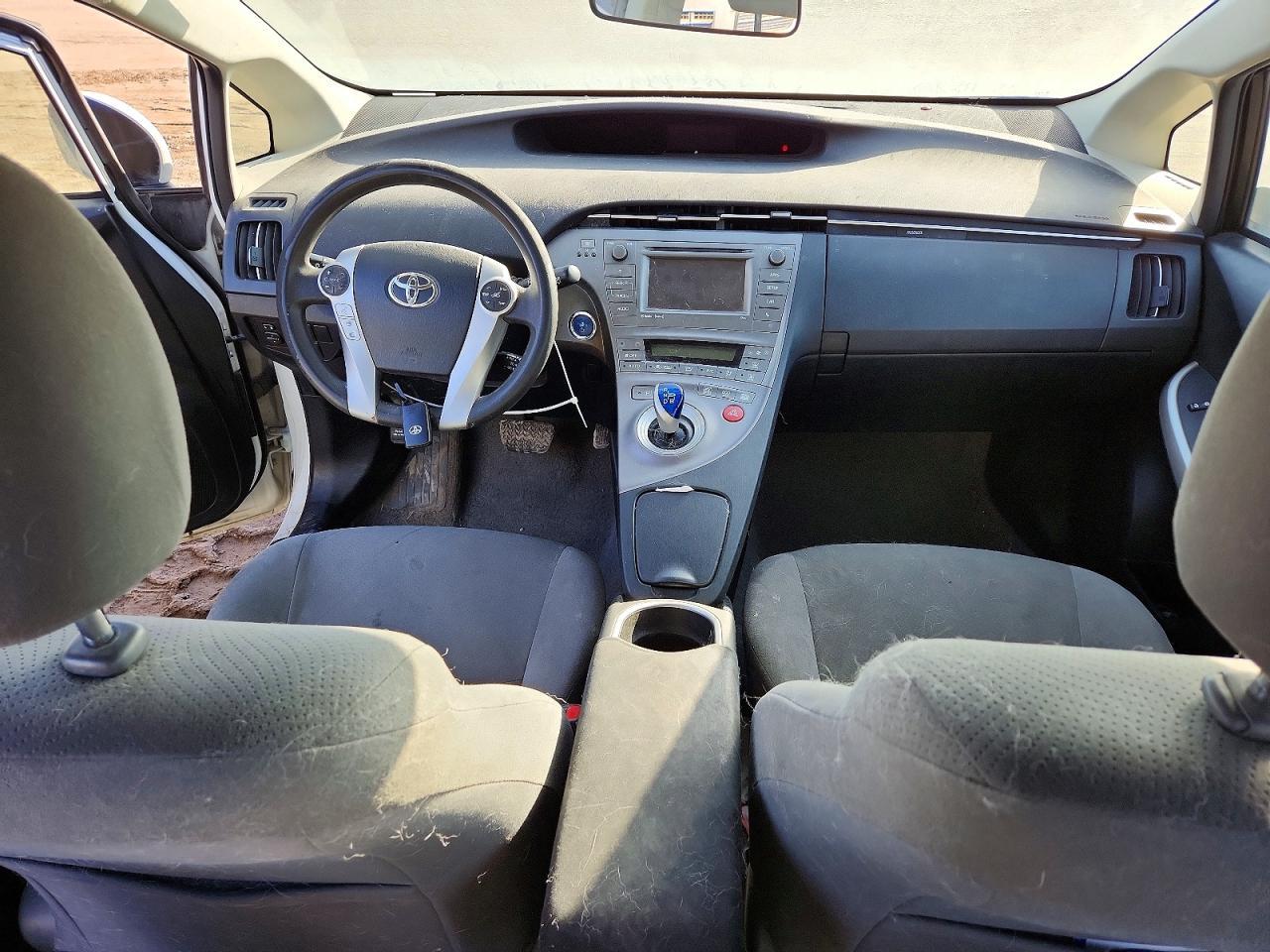 2014 TOYOTA PRIUS