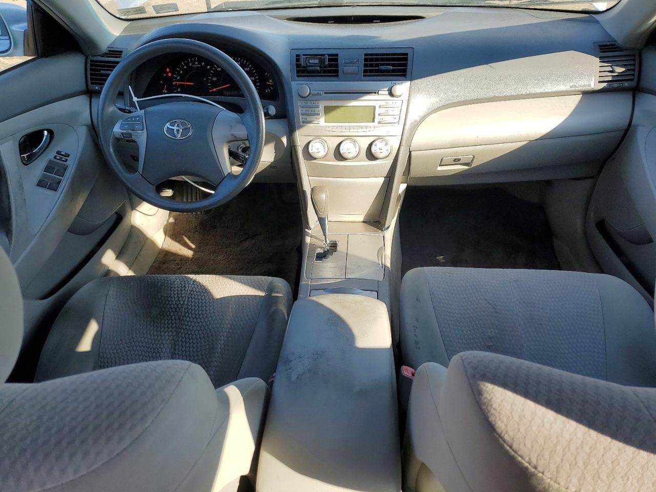 2010 TOYOTA CAMRY