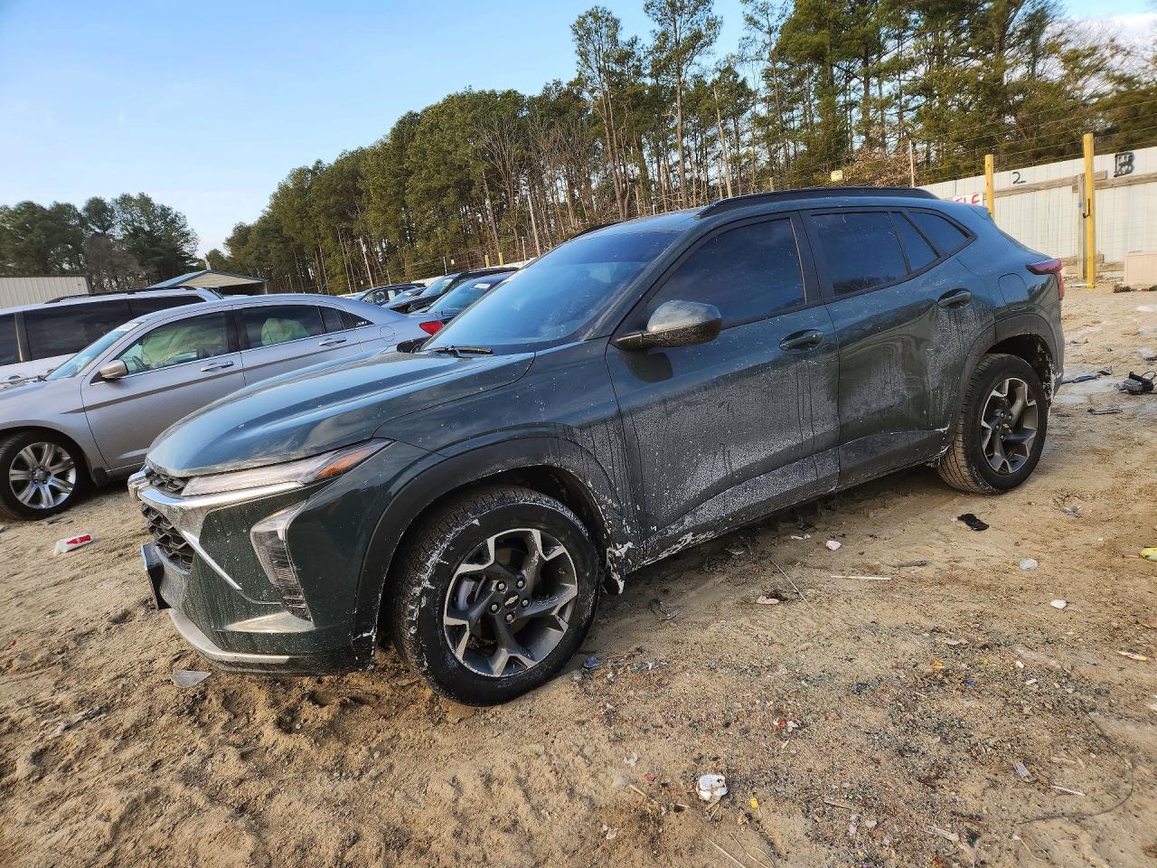 2025 CHEVROLET TRAX