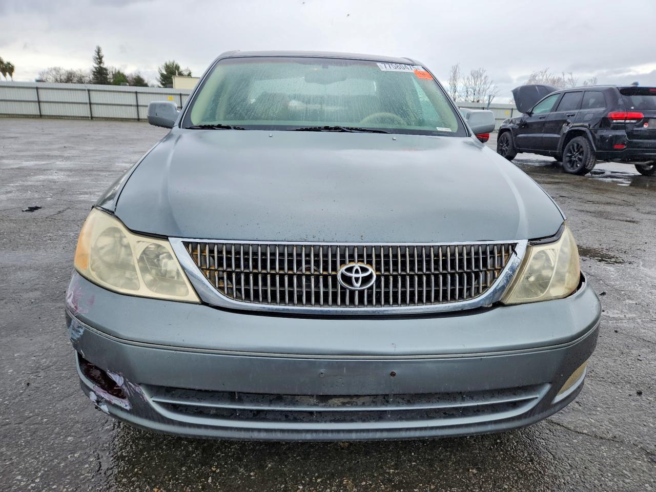 2001 TOYOTA Avalon