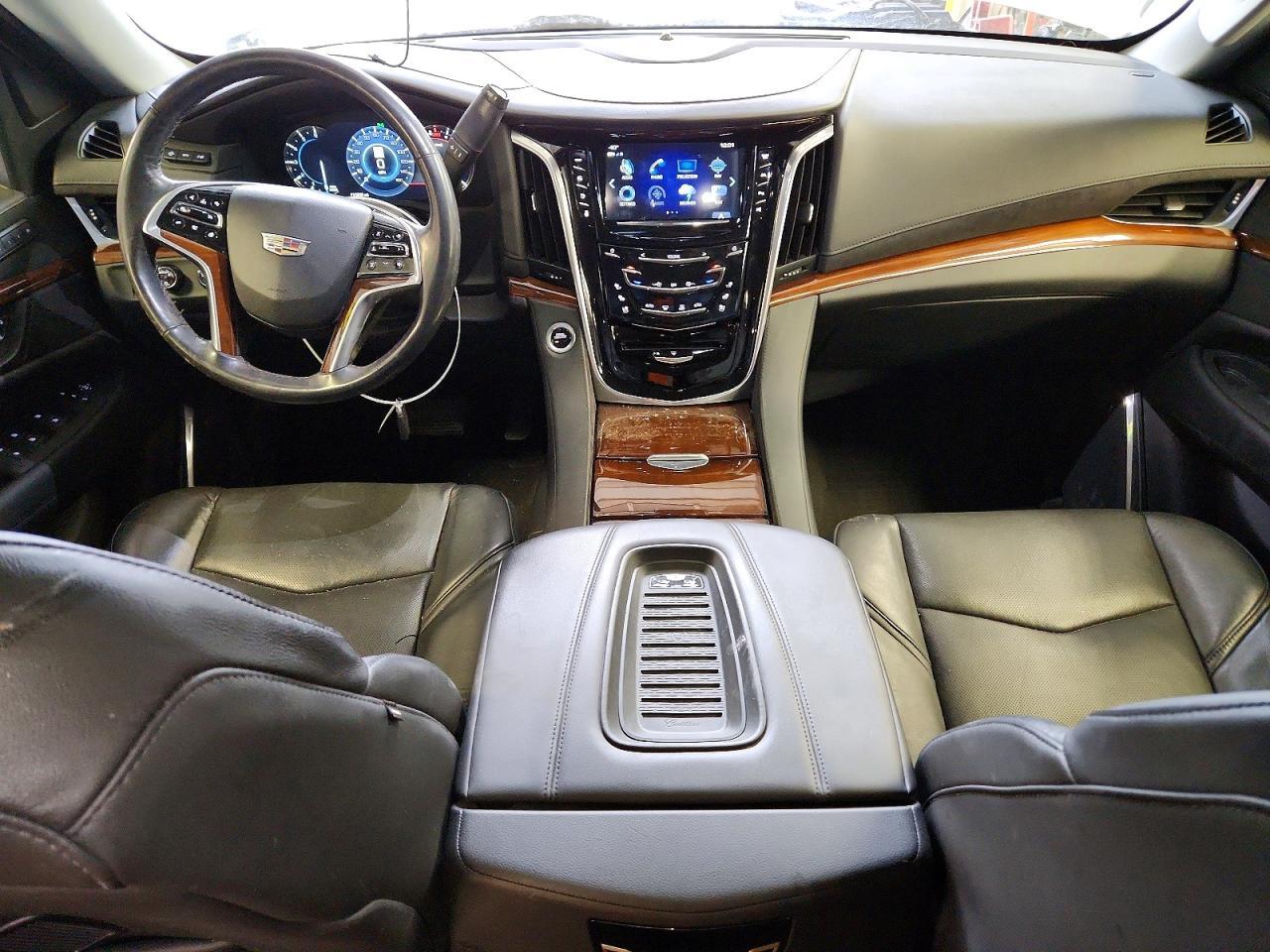 2020 CADILLAC ESCALADE
