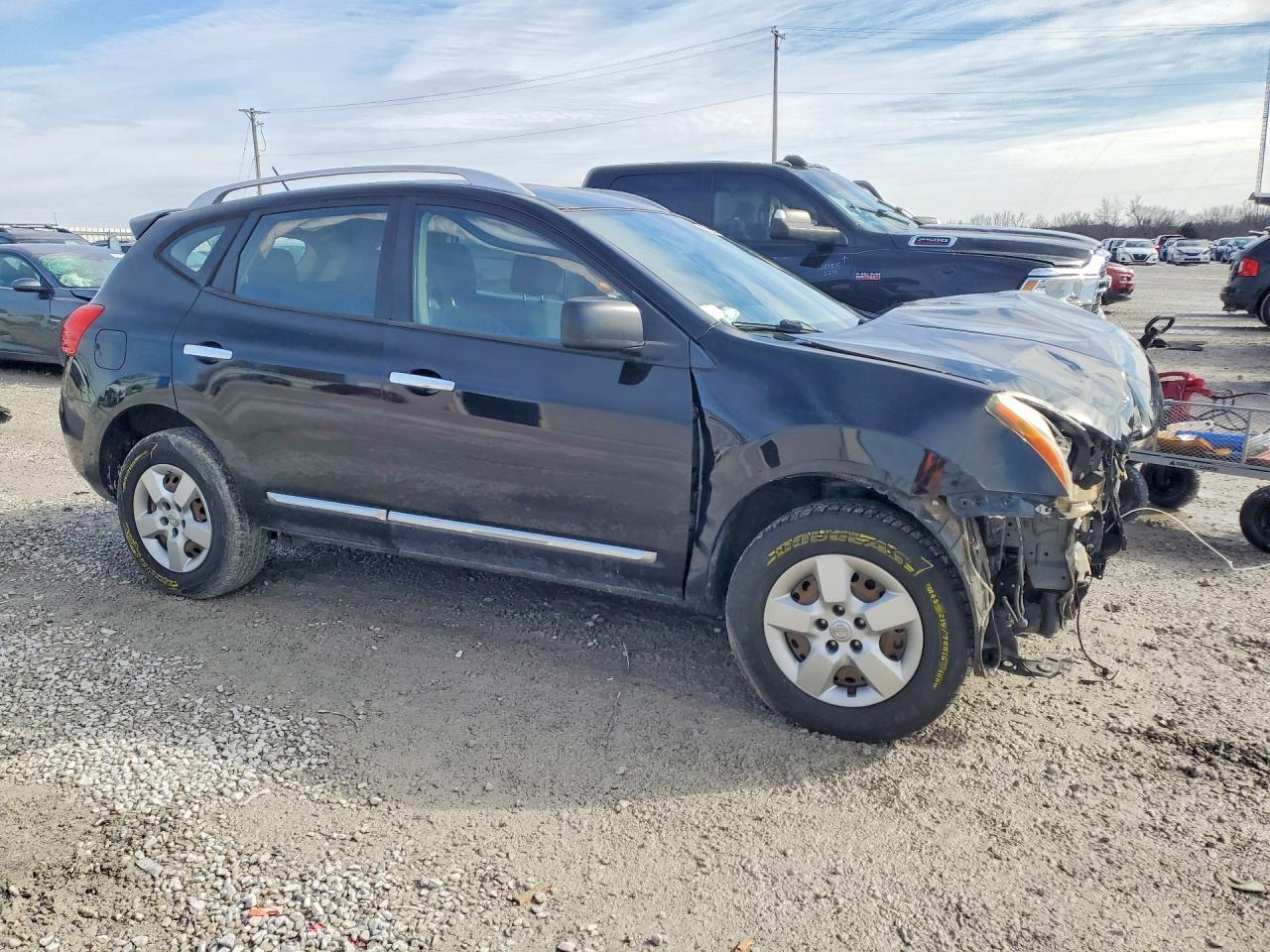 2015 NISSAN ROGUE