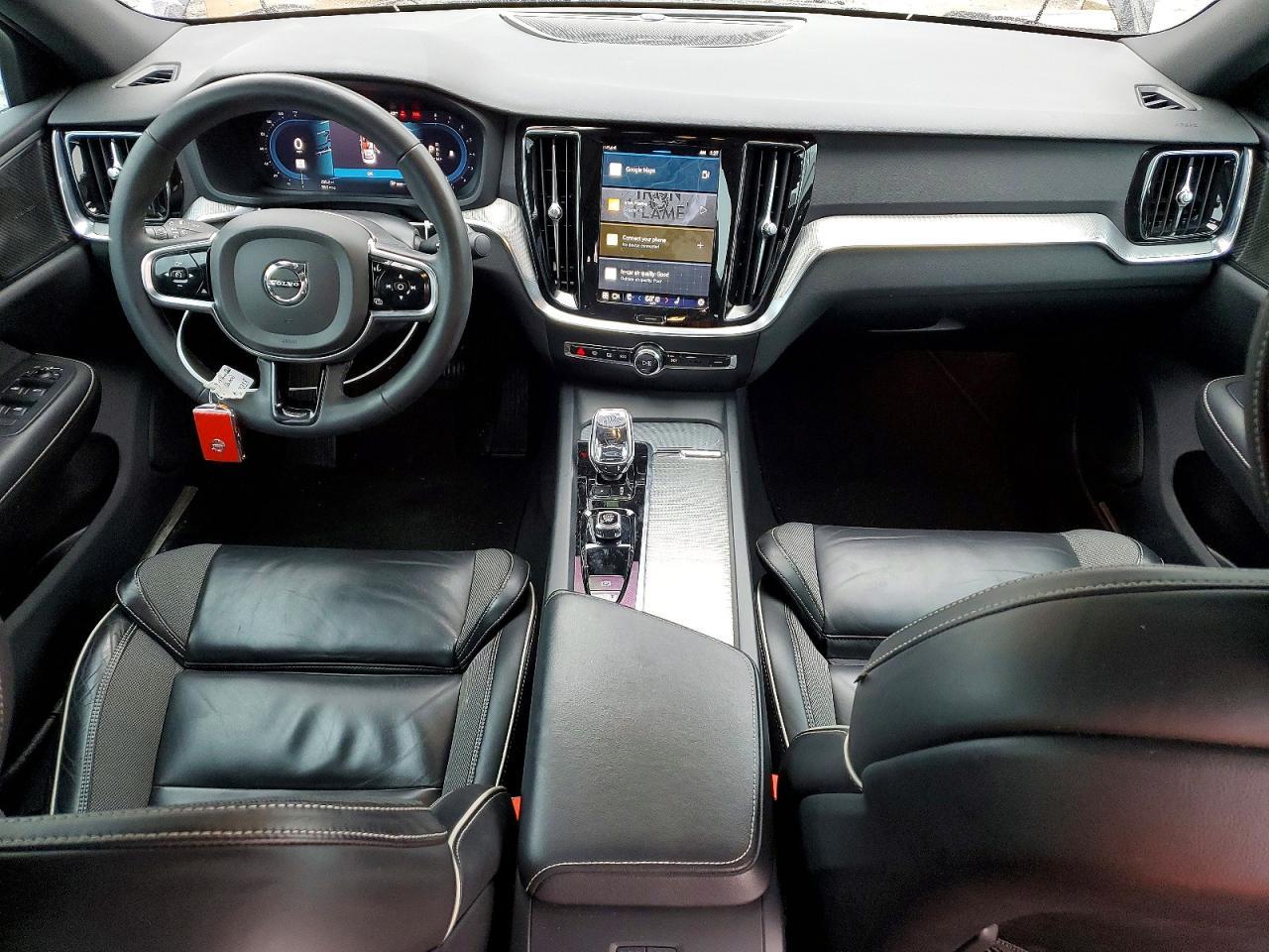 2024 VOLVO S60