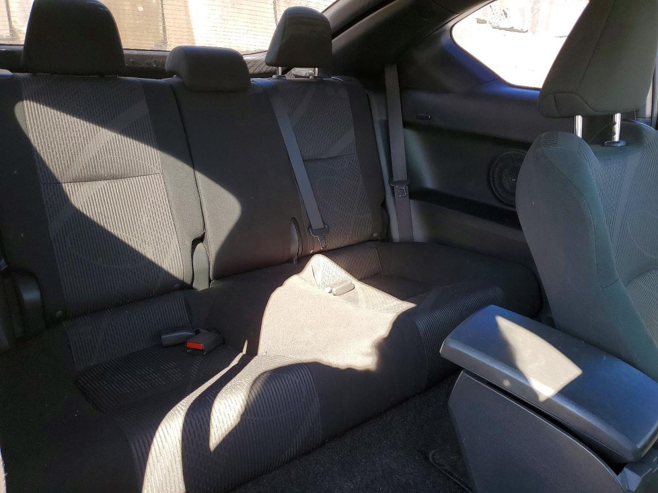 2013 TOYOTA SCION