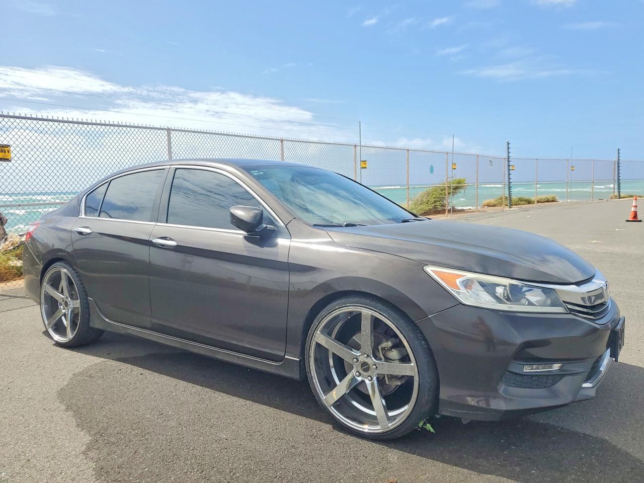 2016 HONDA ACCORD