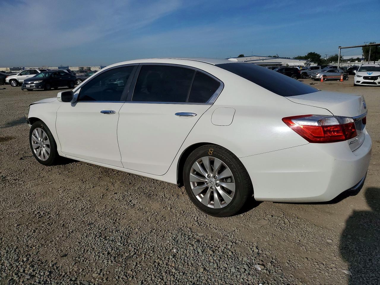2015 HONDA ACCORD