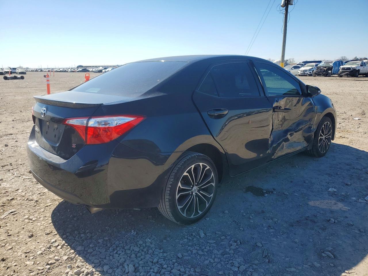 2016 TOYOTA COROLLA