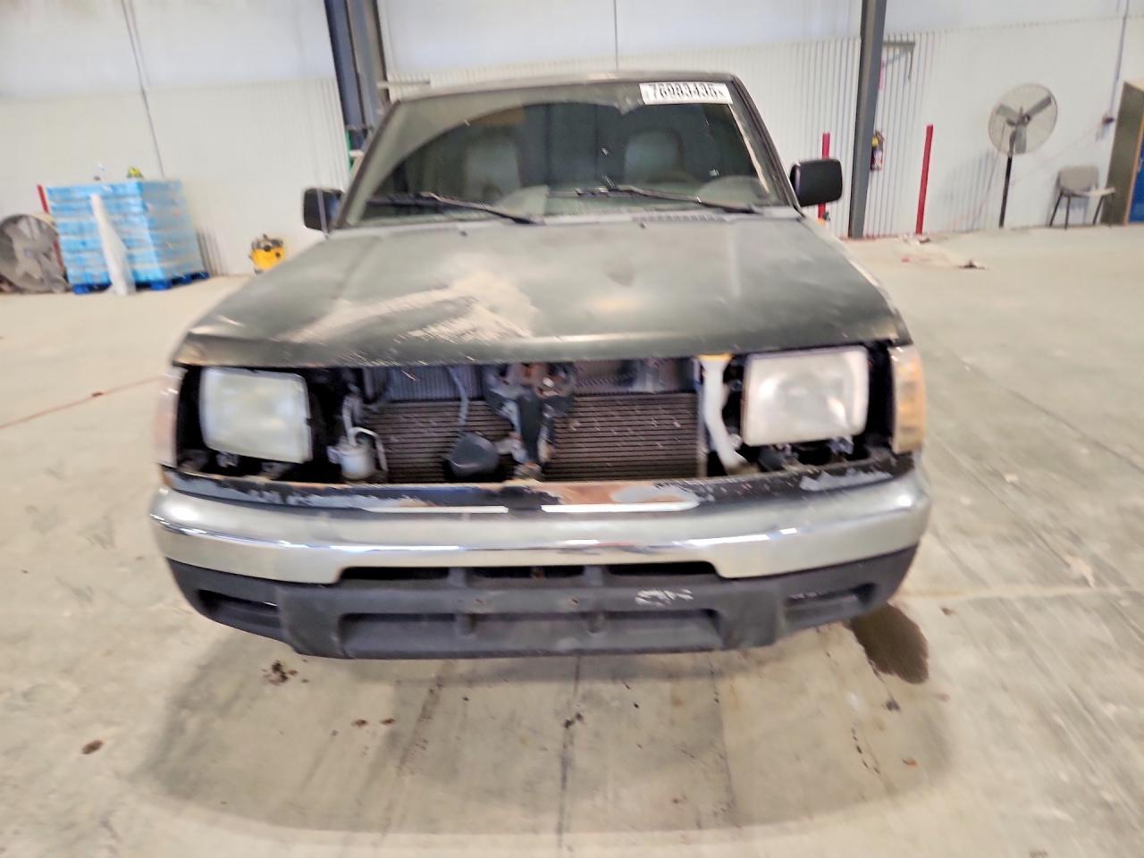2000 NISSAN Frontier