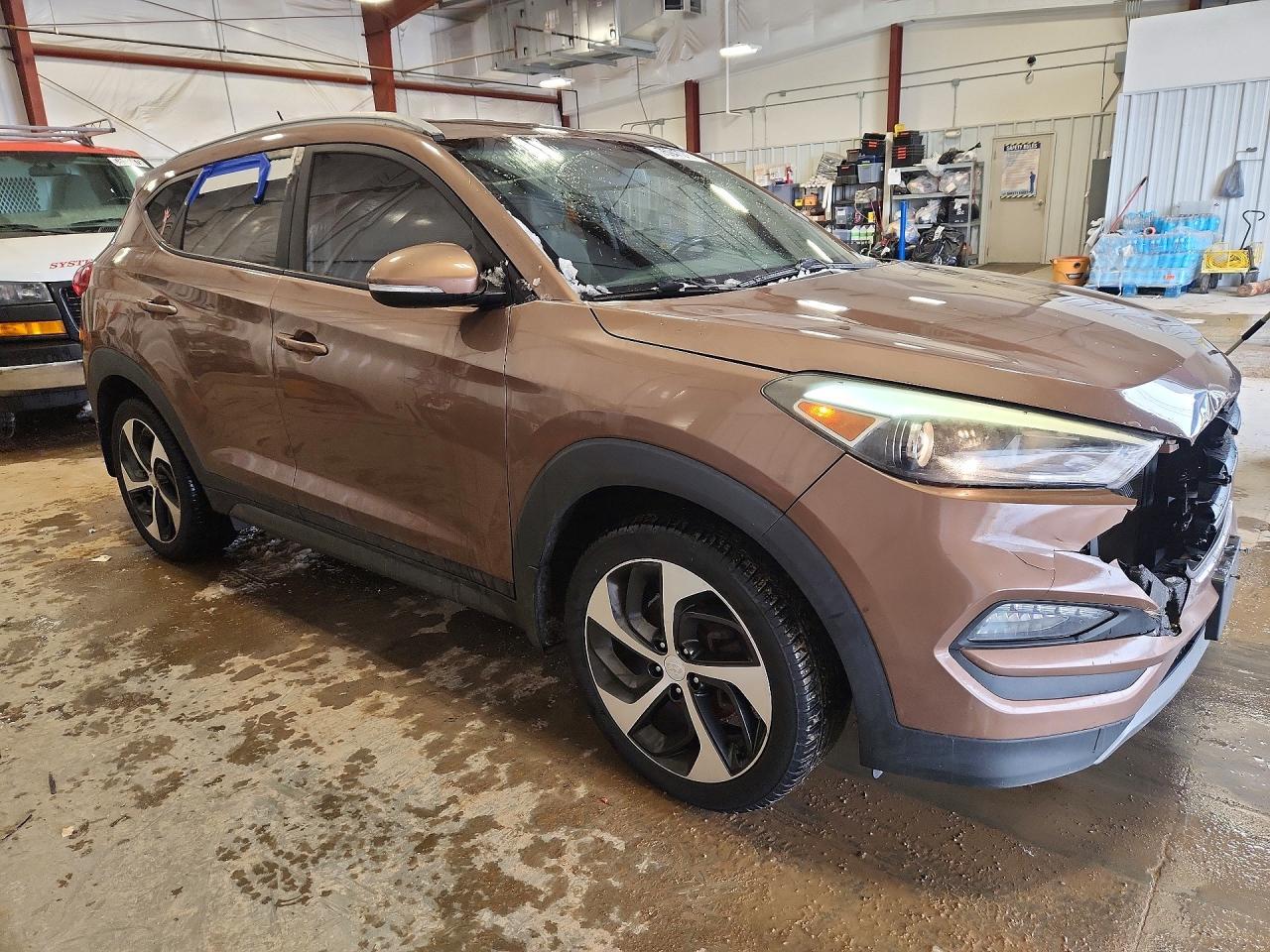 2016 HYUNDAI TUCSON