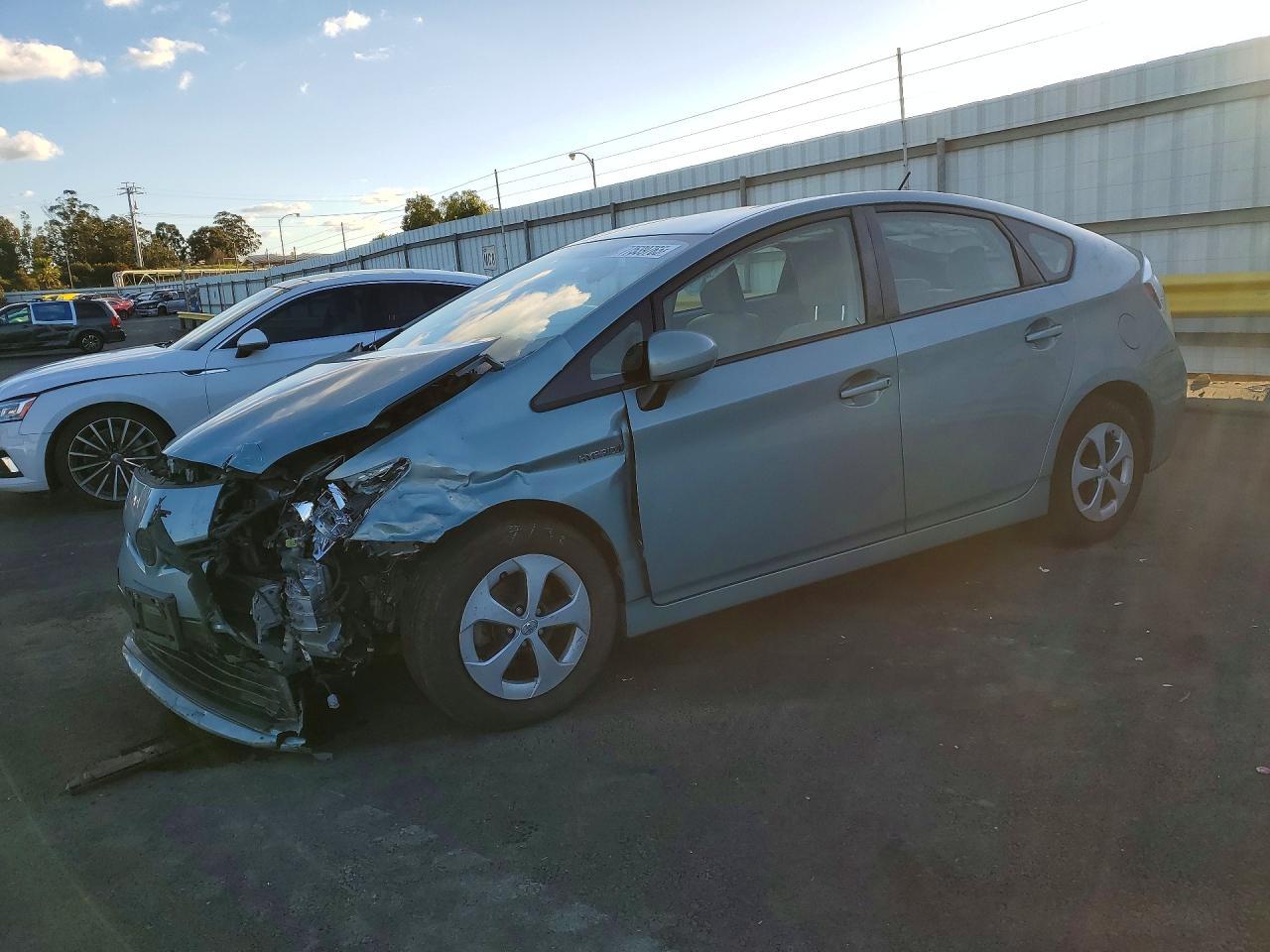 2013 TOYOTA PRIUS