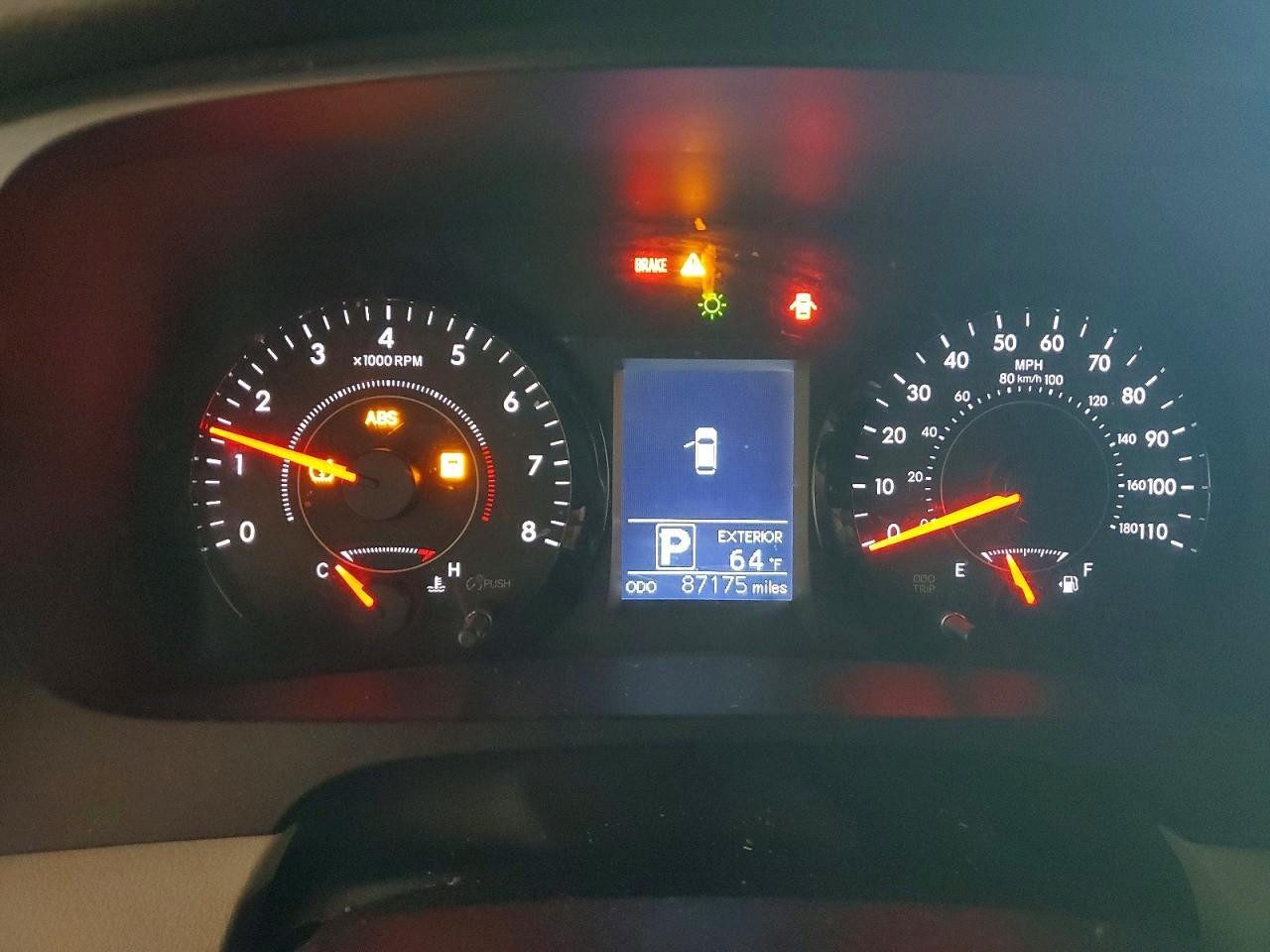2016 TOYOTA SIENNA