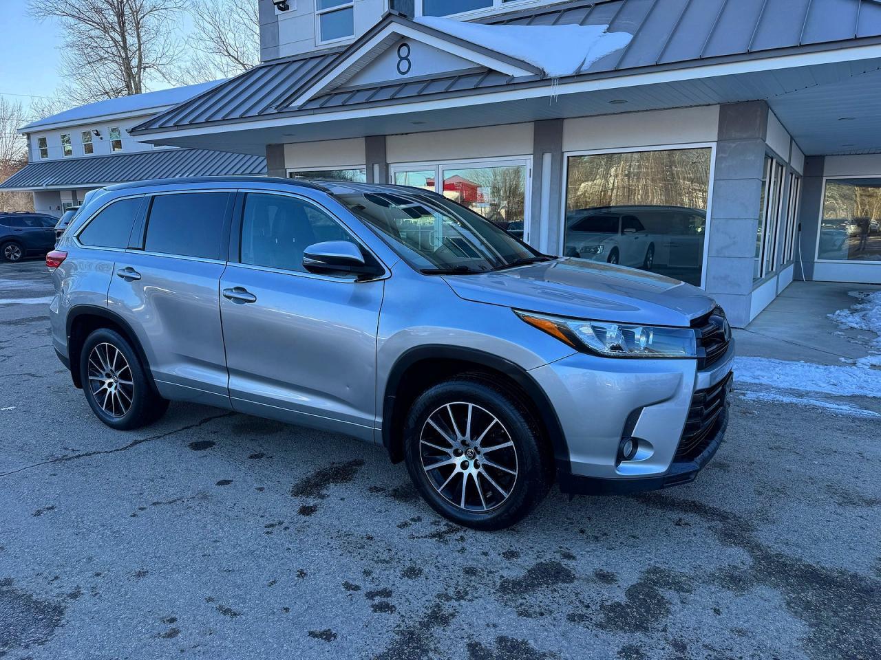 2017 TOYOTA HIGHLANDER