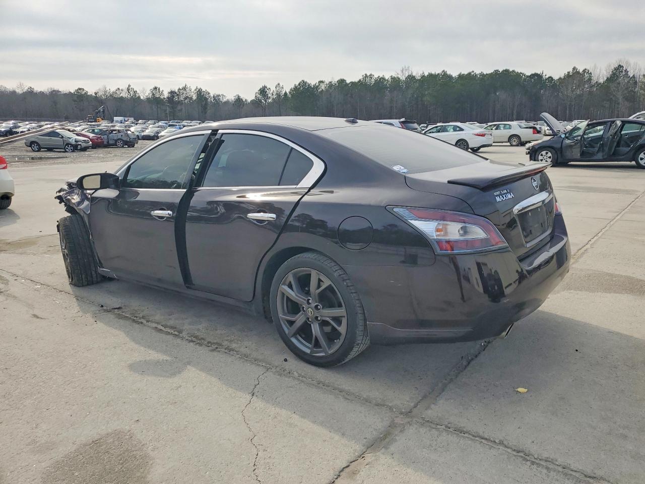 2014 NISSAN Maxima