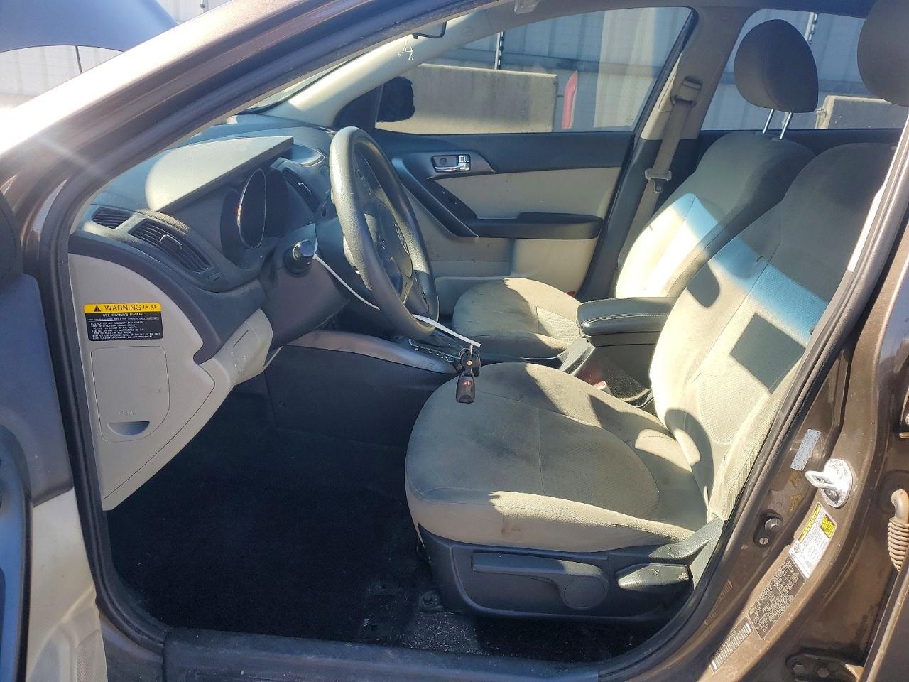 2013 KIA FORTE