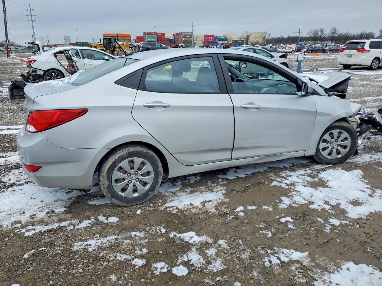 2016 HYUNDAI ACCENT