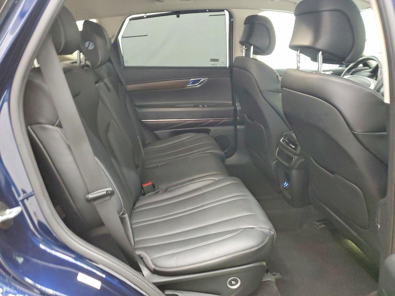 2024 GENESIS GV80