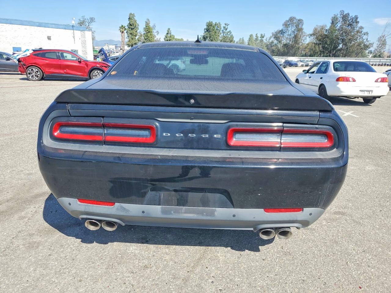 2015 DODGE Challenger
