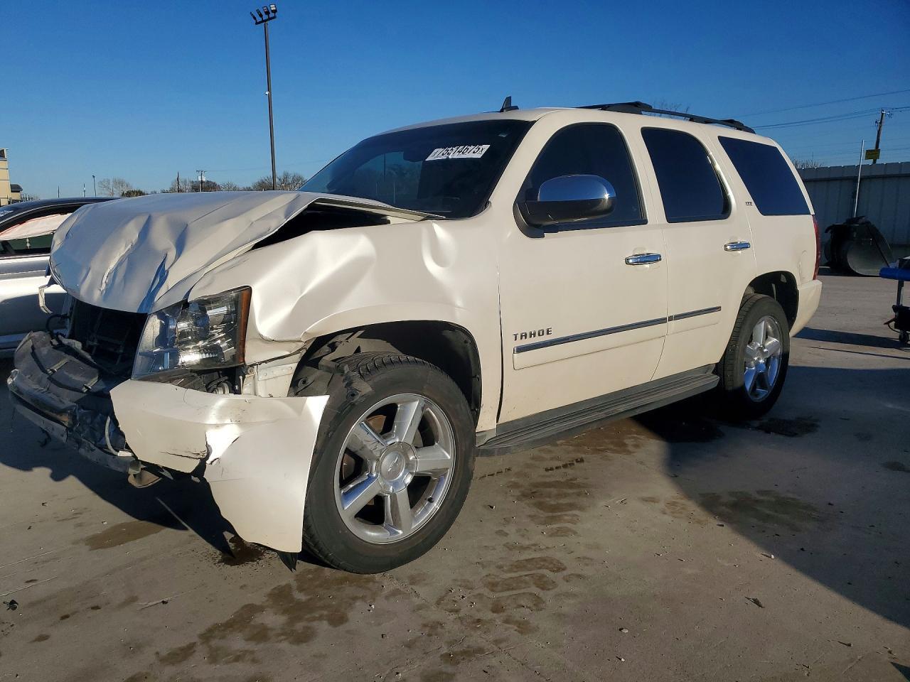 2011 CHEVROLET Tahoe