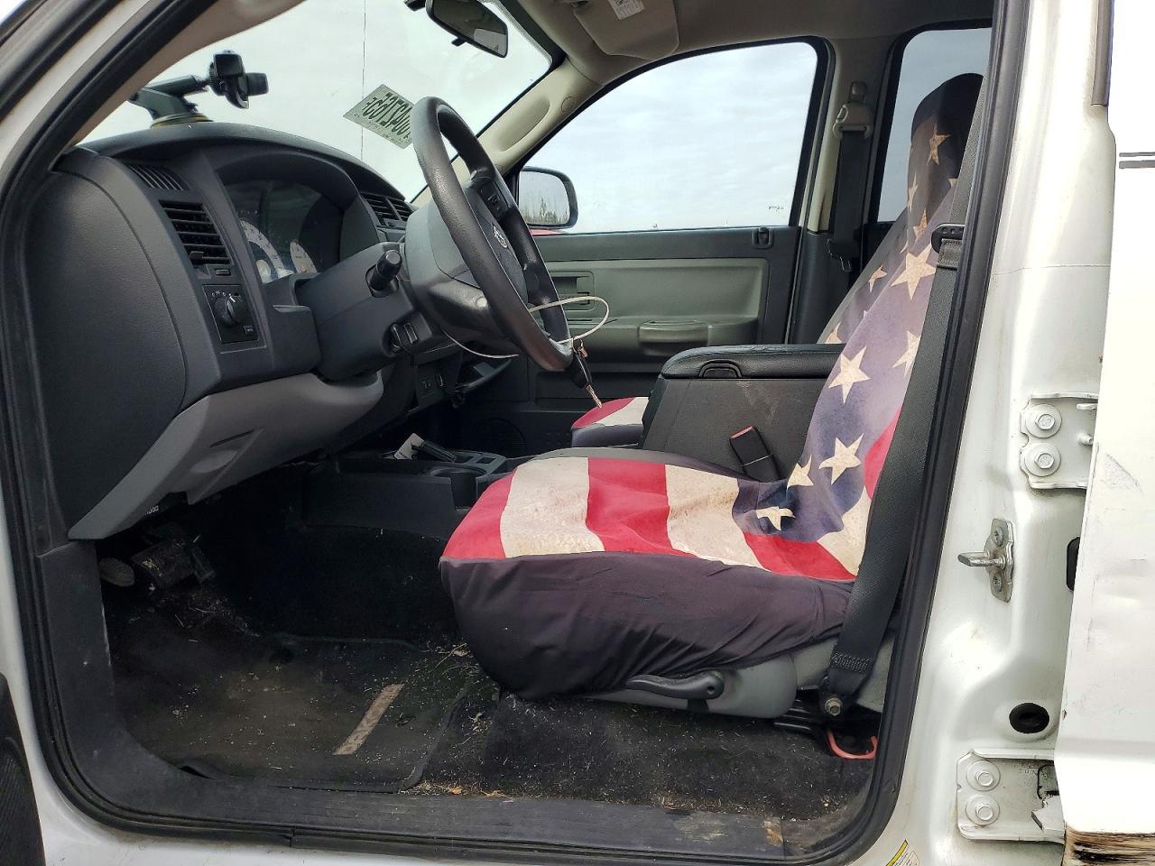 2008 DODGE Dakota