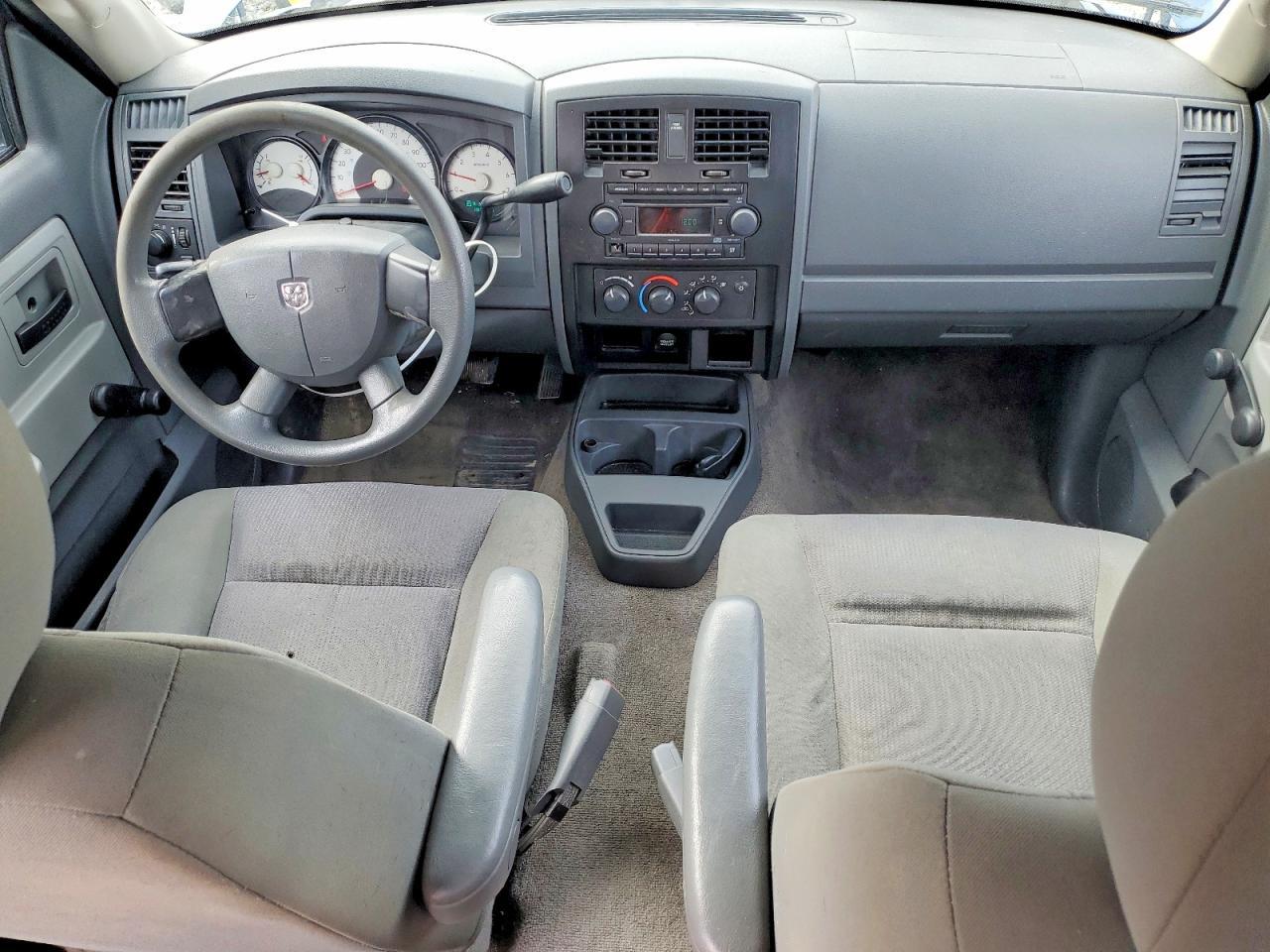 2006 DODGE Dakota