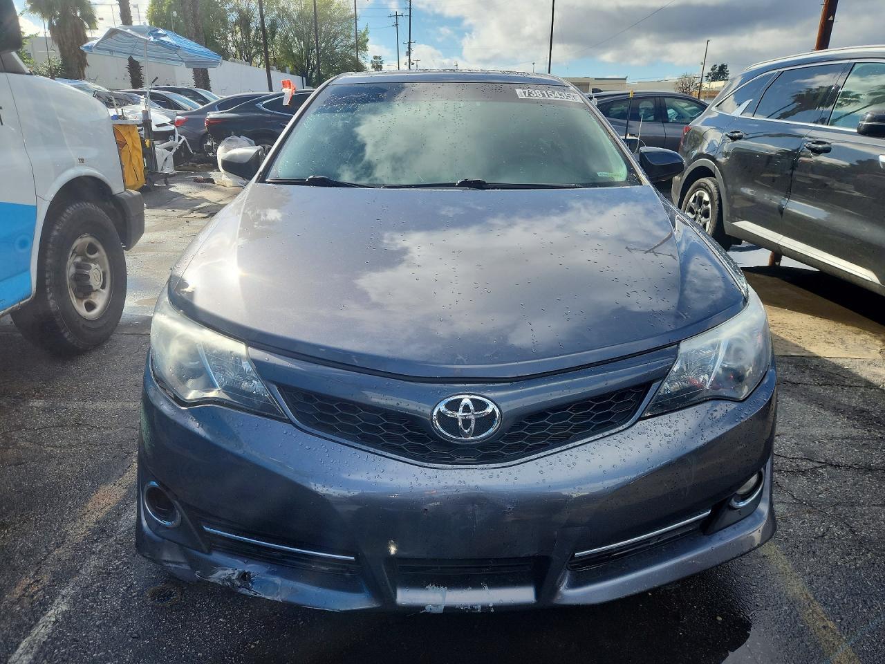 2013 TOYOTA CAMRY